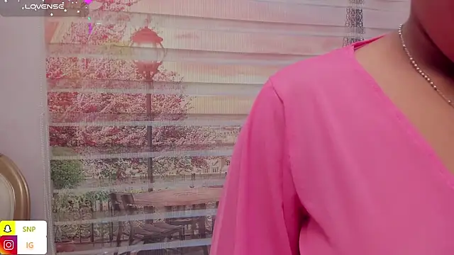 Leah Sweetie online show from January 18, 11:21 am