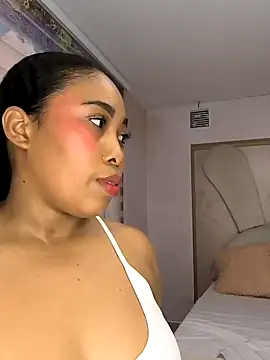 Leah Sweetie online show from February 3, 2:34 pm