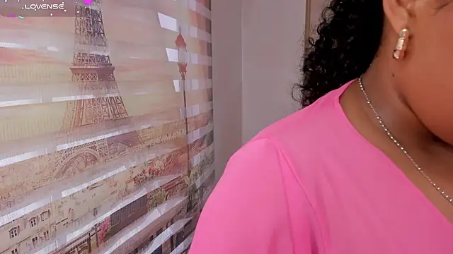 Leah Sweetie online show from February 4, 2:43 pm