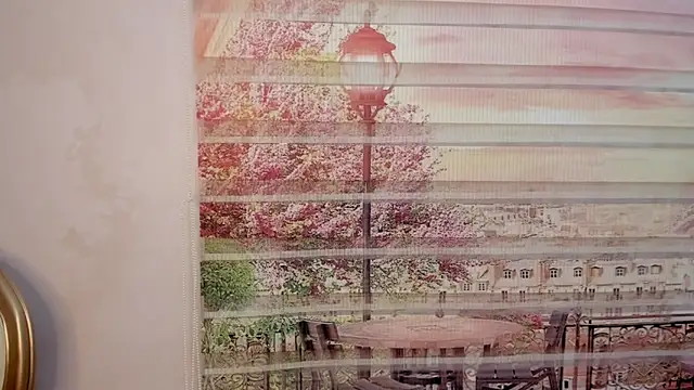 Leah Sweetie online show from February 13, 11:17 am