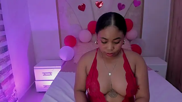 Leah Sweetie online show from February 14, 5:25 pm