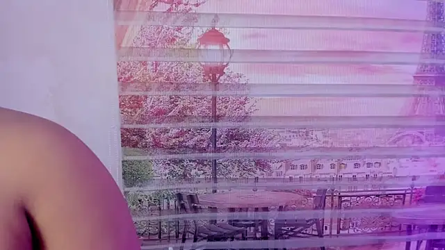 Leah Sweetie online show from February 24, 11:21 am