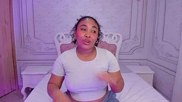 Leah Sweetie online show from March 4, 2:21 pm