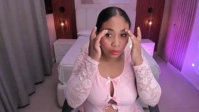 Leah Sweetie online show from October 1, 10:21 am