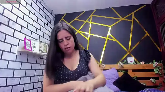 kathina giraldo online show from January 10, 12:36 pm