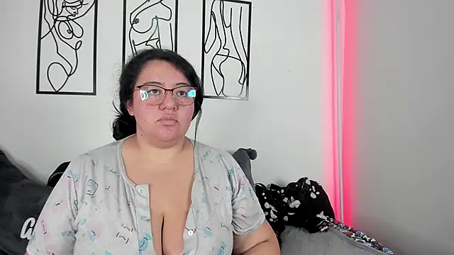 Snapshot of RubyPirsso18 chatting on January 25, 11:22 pm RubyPirsso18 online show from January 25, 11:22 pm