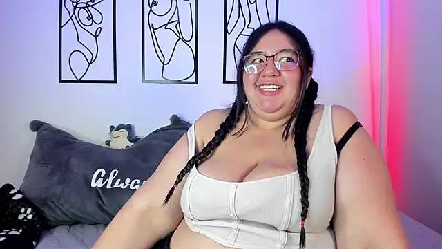 Snapshot of RubyPirsso18 chatting on March 17, 10:06 pm RubyPirsso18 online show from March 17, 10:06 pm