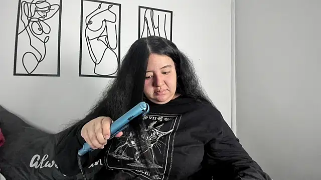 Snapshot of RubyPirsso18 chatting on December 14, 7:07 pm RubyPirsso18 online show from December 14, 7:07 pm