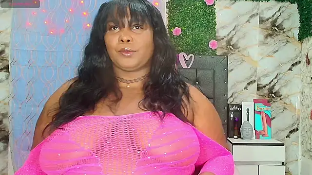 Snapshot of ebony_544 chatting on October 7, 3:36 am ebony 544 online show from October 7, 3:36 am