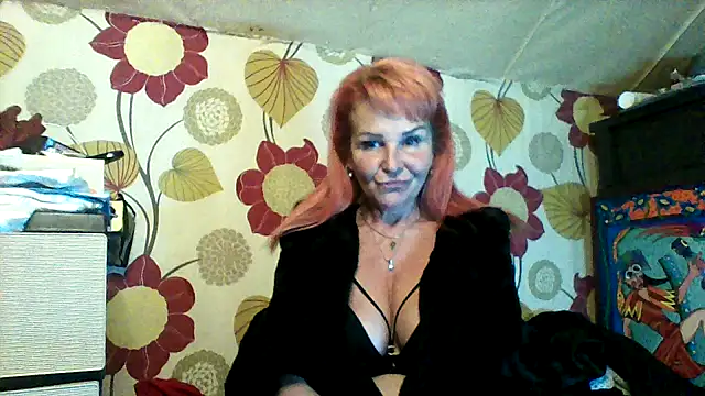 CassandraSandra44 online show from March 24, 6:57 pm