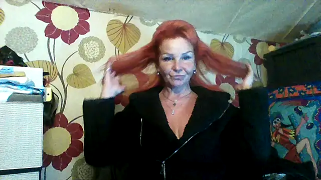 CassandraSandra44 online show from April 8, 5:18 am