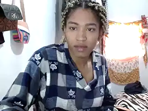 miriam775 online show from January 26, 1:25 pm