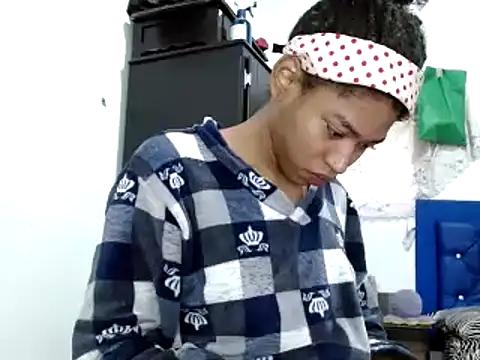 miriam775 online show from March 10, 11:53 am