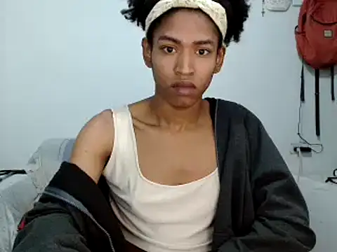 miriam775 online show from October 6, 8:39 pm