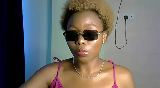 Snapshot of _candy_123 chatting on December 7, 11:40 am  candy 123 online show from December 7, 11:40 am