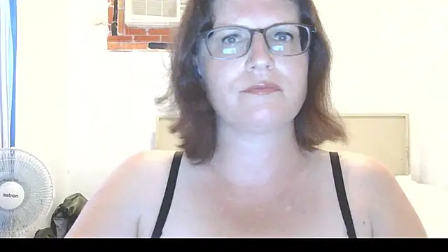 CrimsonMistress online show from March 7, 10:40 pm