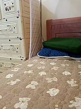 JasminePham online show from November 6, 1:39 am