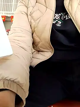 JasminePham online show from January 11, 5:23 am