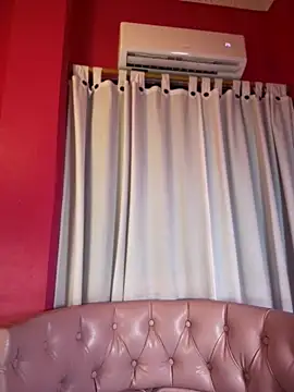 Snapshot of MaverickGray chatting on May 24, 12:54 pm MaverickGray online show from May 24, 12:54 pm
