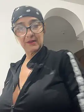 anastasia and jordan online show from April 20, 9:56 am