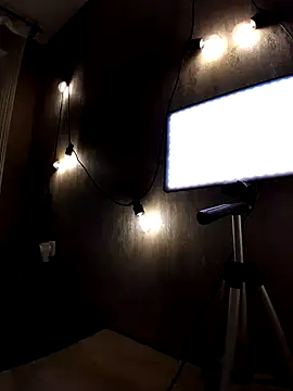 Cute Hot Alice online show from January 15, 9:20 pm