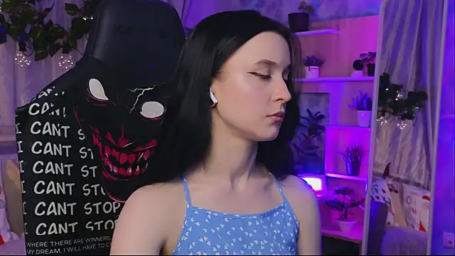 KiraLiLime online show from March 1, 7:37 pm