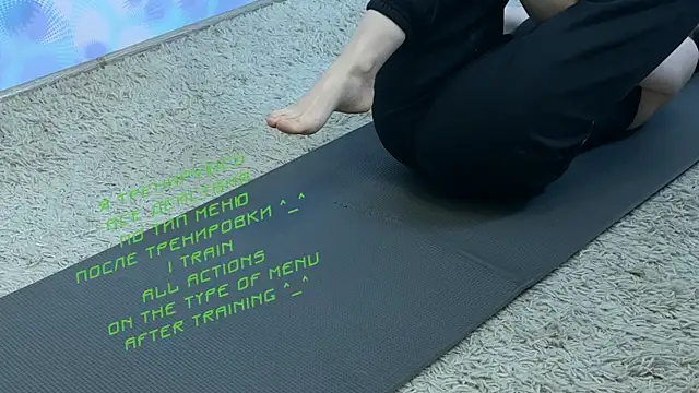 KiraLiLime online show from March 18, 6:15 pm