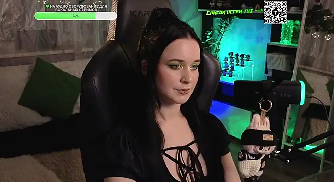 KiraLiLime online show from October 22, 6:40 pm