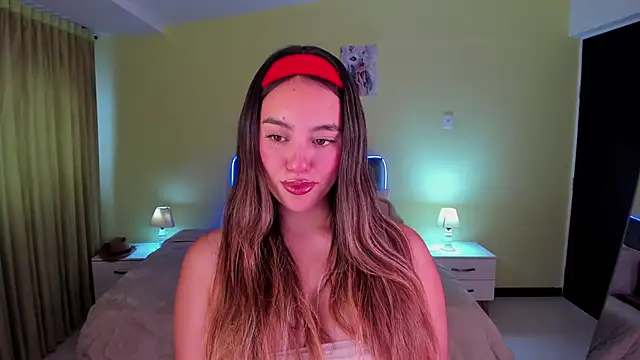 Snapshot of _Charlotte_evans_1 chatting on June 20, 8:55 pm Charlotte evans 1 online show from June 20, 8:55 pm