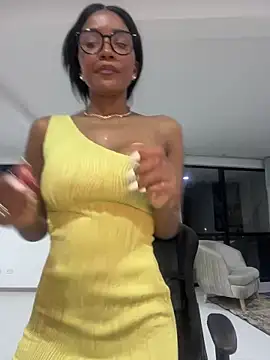 Snapshot of Jessie-pradoo chatting on December 9, 1:18 am Jessie-pradoo online show from December 9, 1:18 am