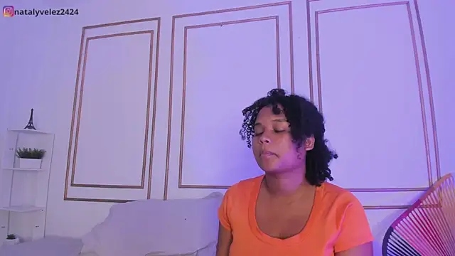 Snapshot of nataly_velez chatting on March 6, 7:43 pm nataly velez online show from March 6, 7:43 pm