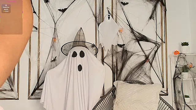 Snapshot of nataly_velez chatting on October 20, 3:45 pm nataly velez online show from October 20, 3:45 pm