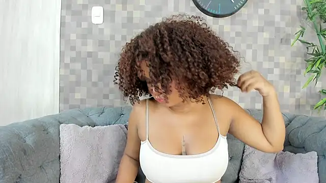 Snapshot of nataly_velez chatting on November 3, 7:15 pm nataly velez online show from November 3, 7:15 pm