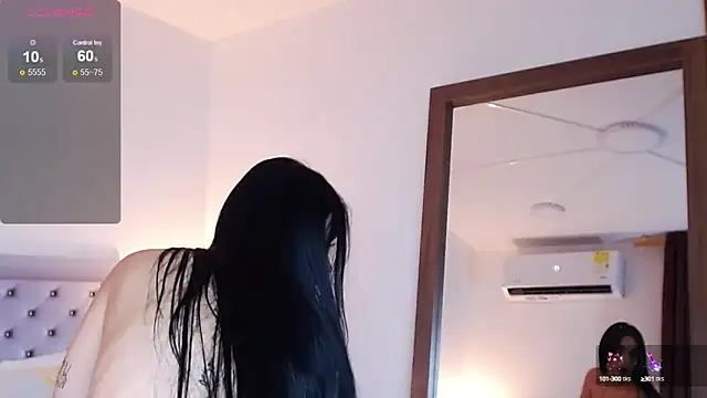 Snapshot of sarascottt chatting on September 12, 3:12 pm sarascottt online show from September 12, 3:12 pm