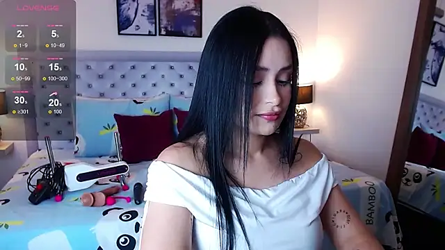 Snapshot of sarascottt chatting on October 7, 5:32 pm sarascottt online show from October 7, 5:32 pm