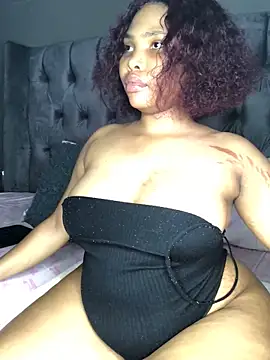 Anaelle24 online show from January 15, 7:15 am