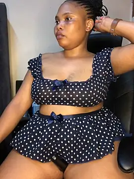 Anaelle24 online show from February 5, 6:34 pm