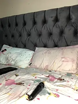 Anaelle24 online show from April 20, 3:48 pm