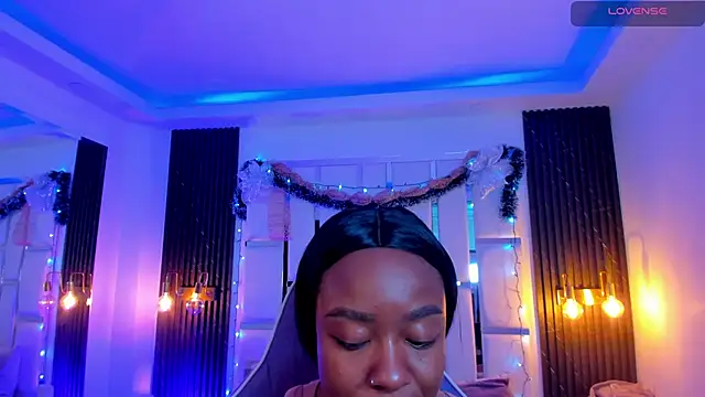 mia schwarz online show from December 15, 10:03 pm