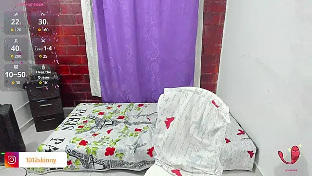 Megann 1410 online show from October 8, 2:09 am