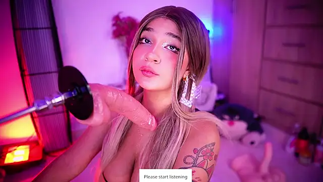 Snapshot of Mikubani18 chatting on December 5, 3:26 am Mikubani18 online show from December 5, 3:26 am