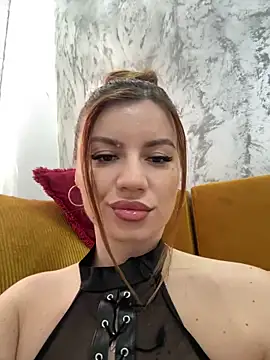 Snapshot of MayaMR chatting on January 16, 7:17 am MayaMR online show from January 16, 7:17 am