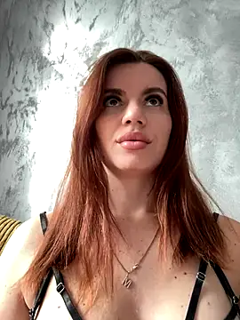 Snapshot of MayaMR chatting on September 25, 7:12 am MayaMR online show from September 25, 7:12 am