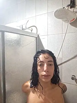 Sweet-diamondxxx online show from November 6, 11:04 pm