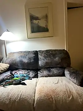 kikiwonderbar online show from December 4, 1:26 am