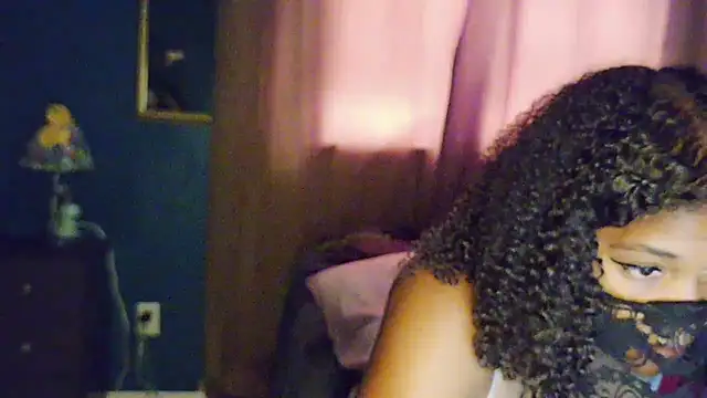 CurlyNony online show from March 13, 6:01 pm