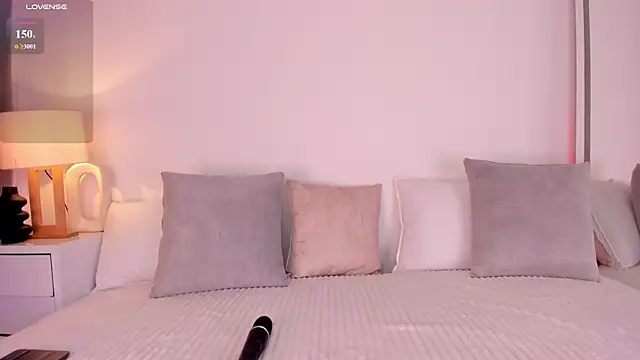 alisson 81 online show from March 19, 9:49 am