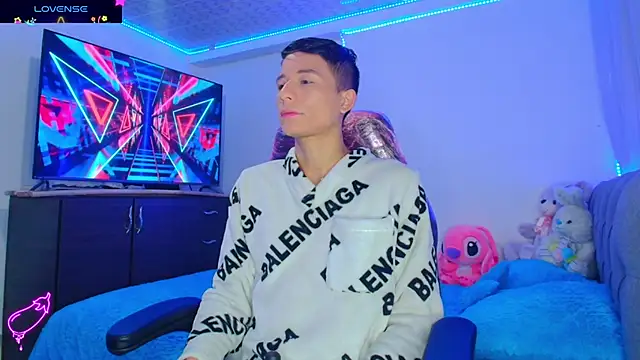 bryamer 19 online show from January 4, 1:10 am