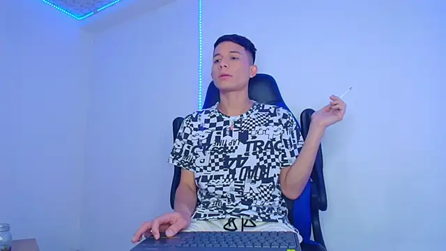 bryamer 19 online show from February 6, 6:18 am