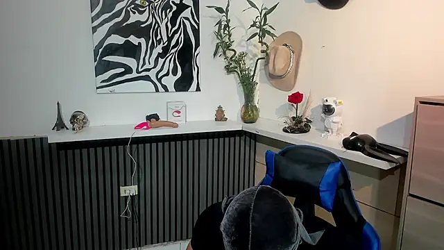 Daemon21 online show from February 3, 7:52 pm